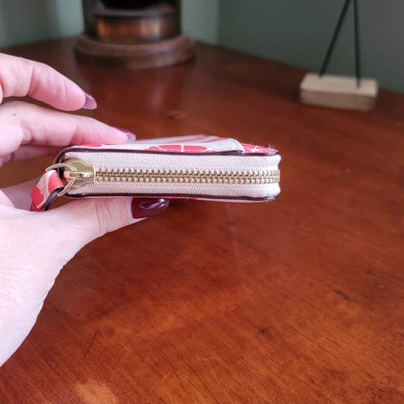 Kate Spade WLRU2923 Liberty Street Neda Pink Grapefruit Leather Wallet - Picture 4 of 14